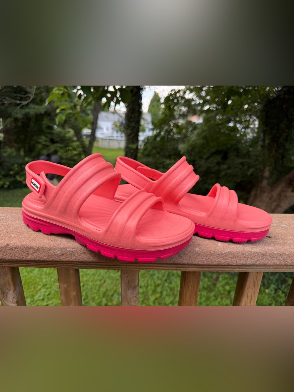 Hunter Coral Pink Platform Sandals Size US 9
